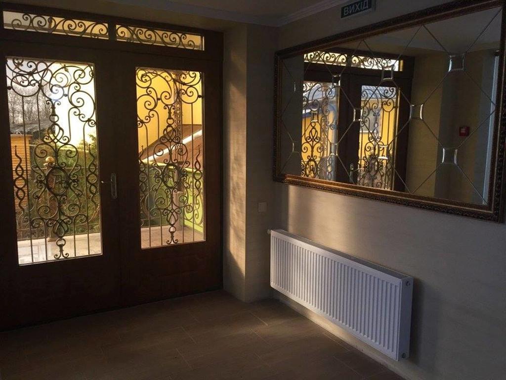 Argo Otel Lviv Dış mekan fotoğraf