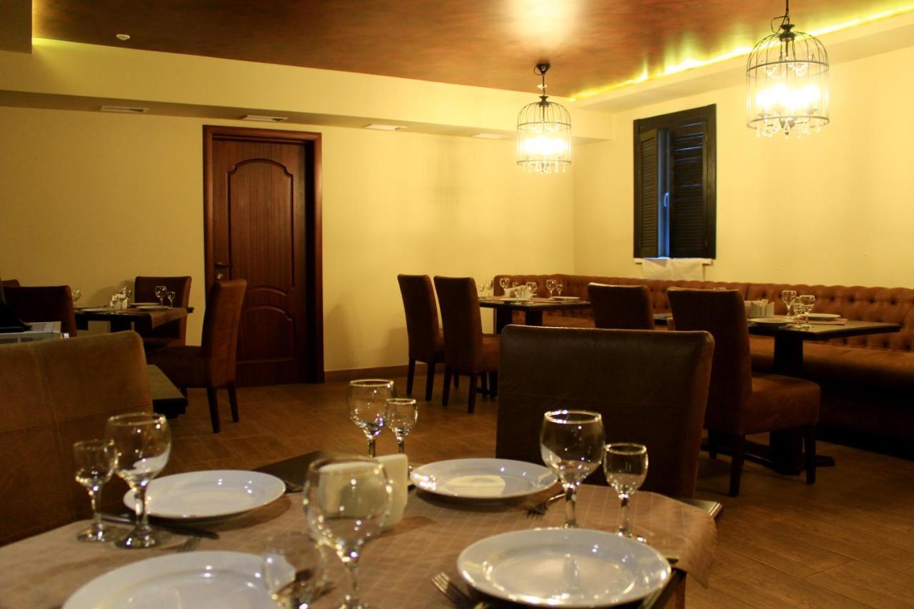 Argo Otel Lviv Dış mekan fotoğraf