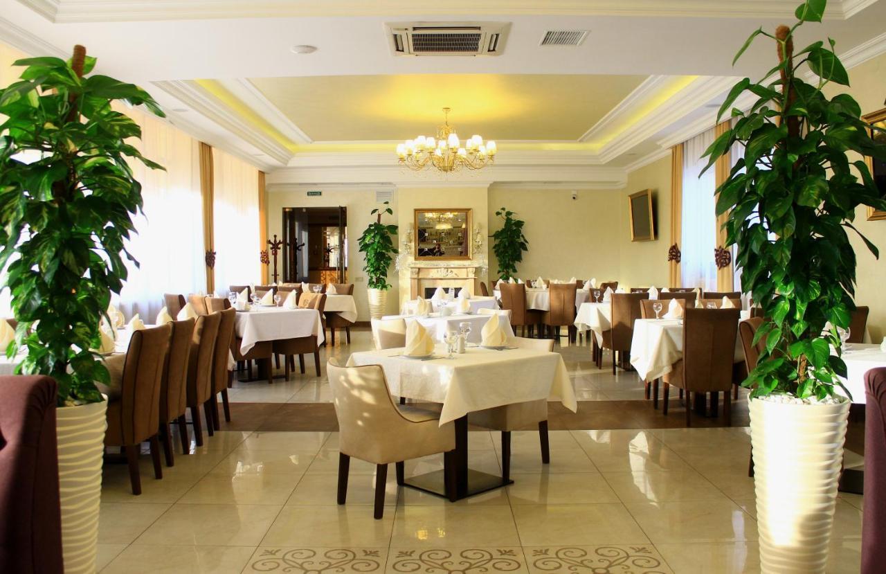 Argo Otel Lviv Dış mekan fotoğraf
