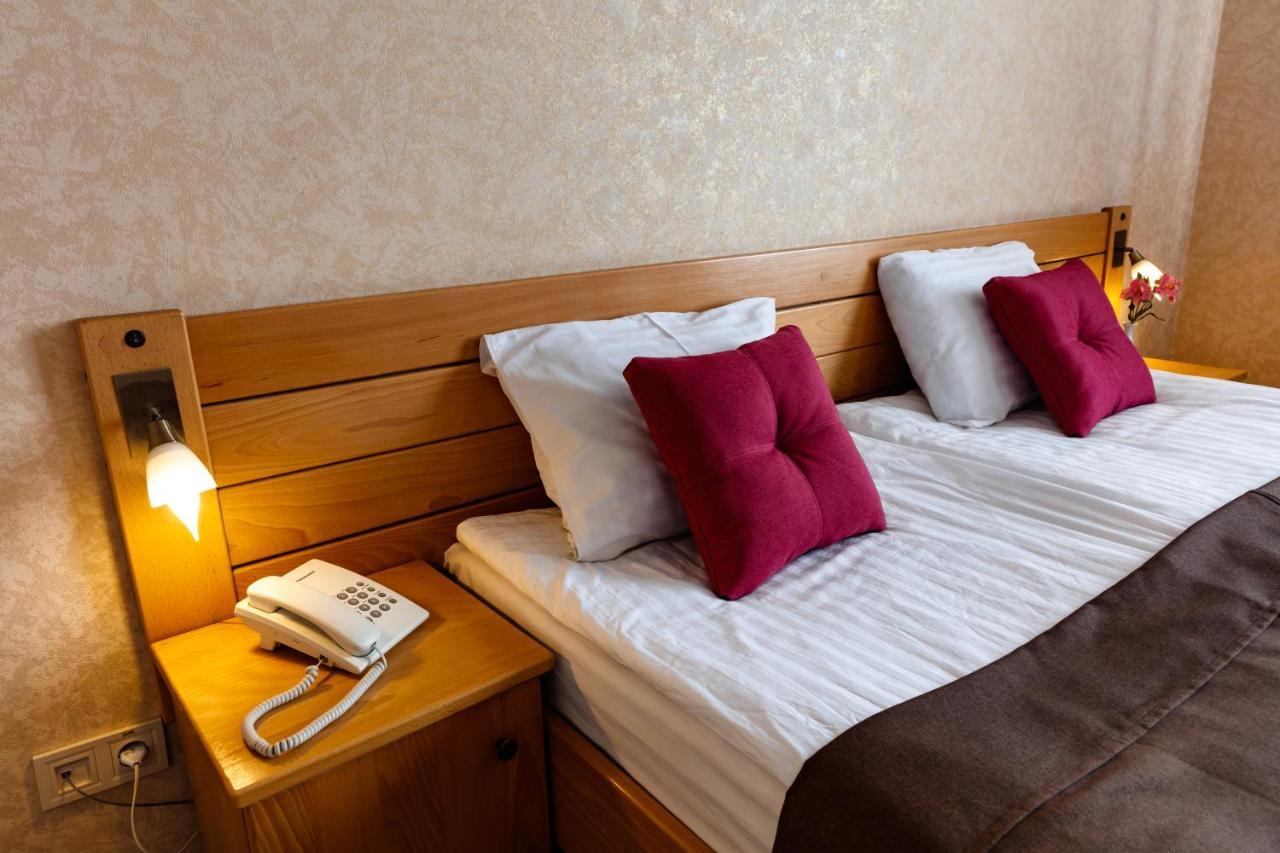 Argo Otel Lviv Dış mekan fotoğraf