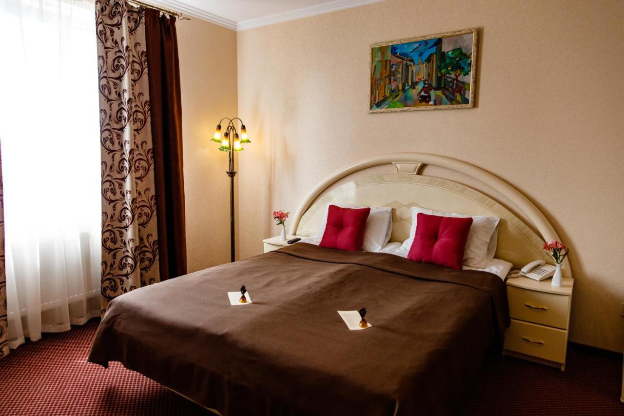 Argo Otel Lviv Dış mekan fotoğraf